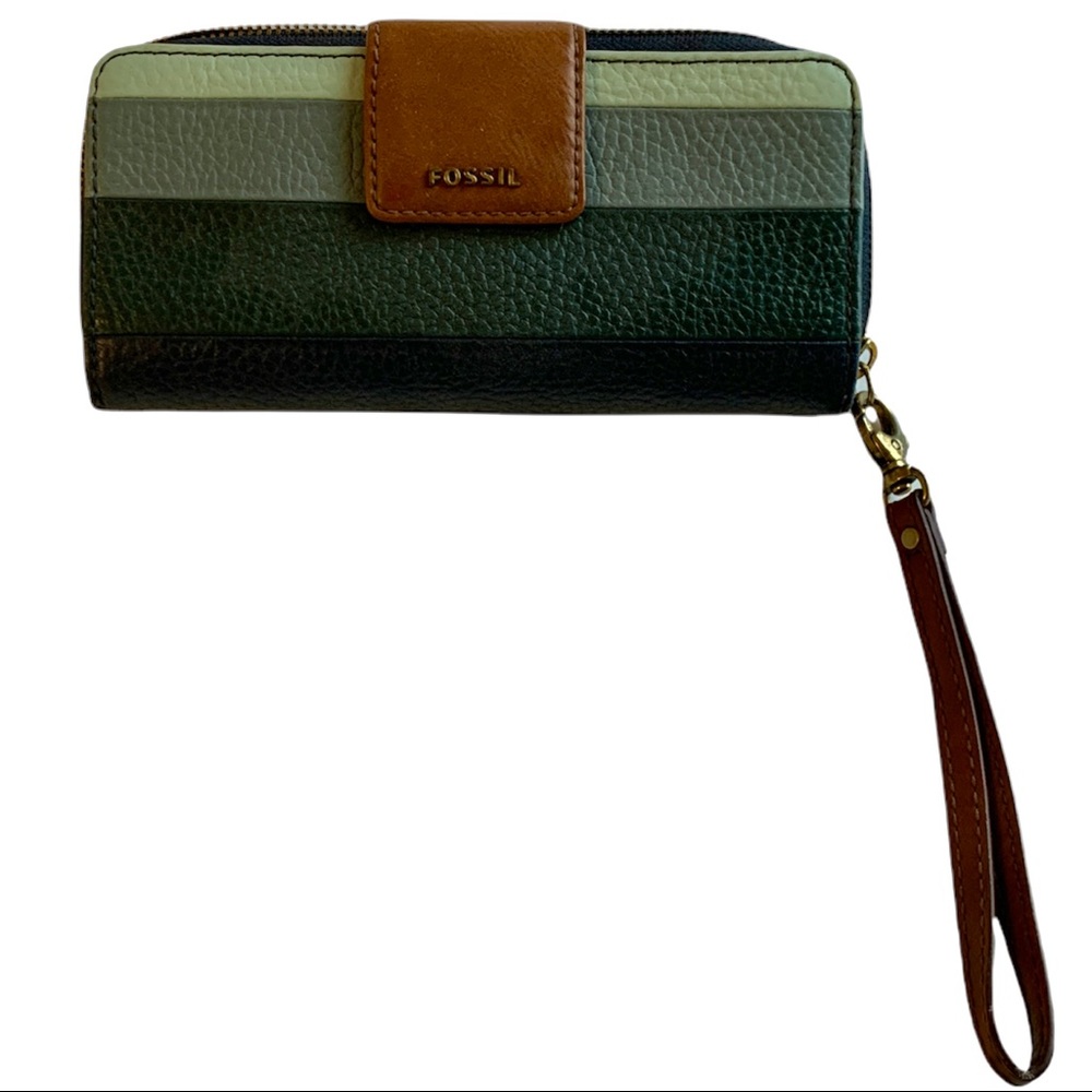 Fossil Logan RFID Zip Around Clutch With Wristlet Strap